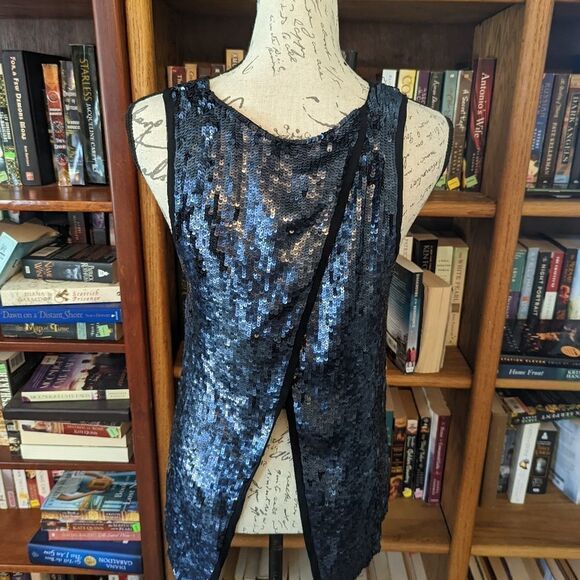 𝅺parker open crossover back deep blue sequined top nwt sz xs - Picture 2 of 8